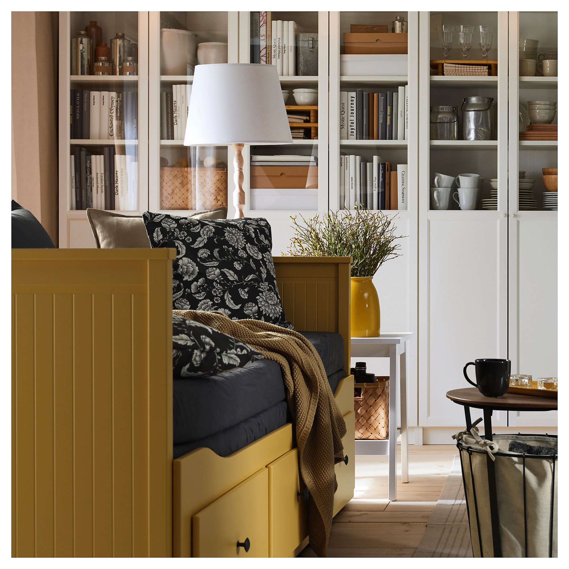 HEMNES, кушетка с 3 чекмеджета, 405.838.40