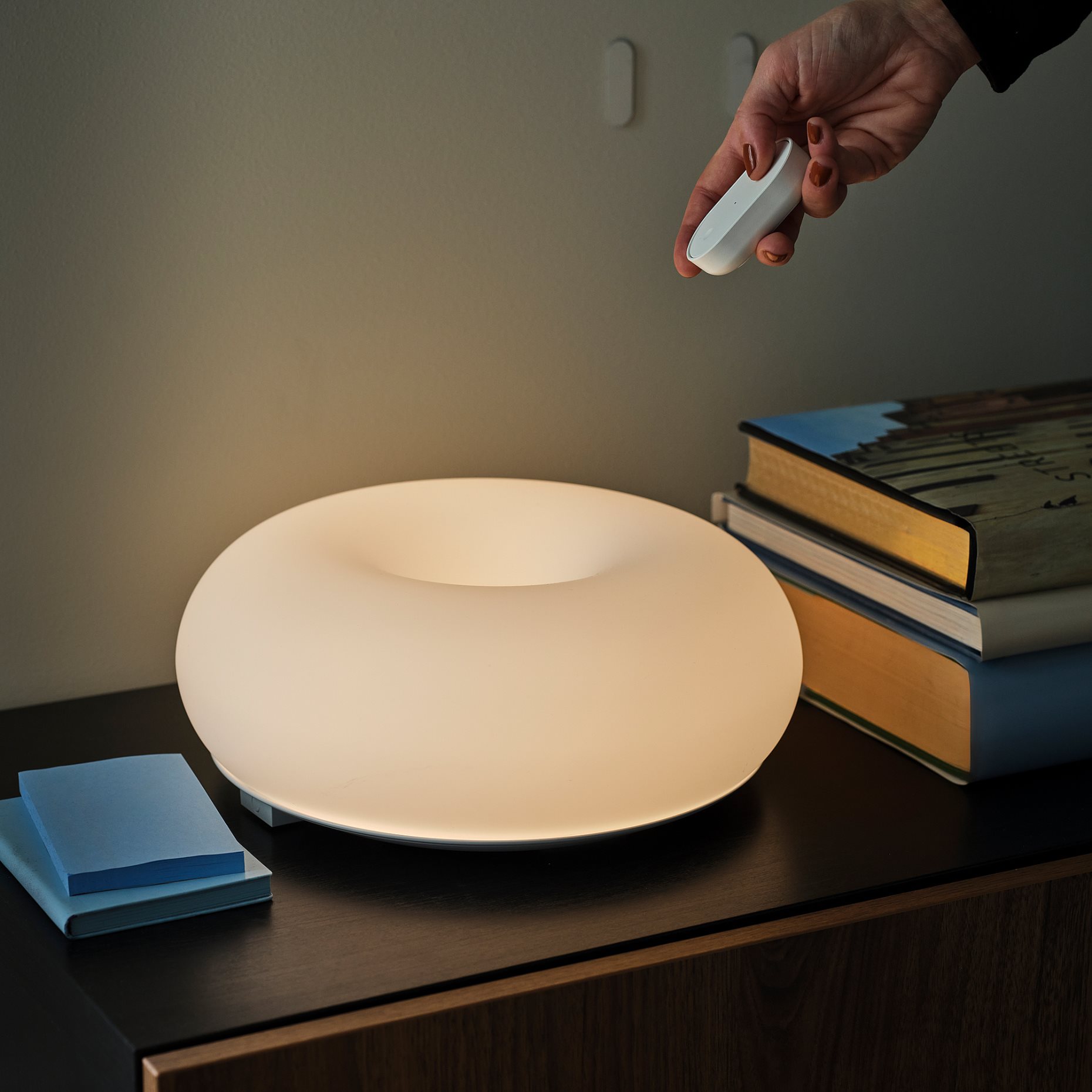 VARMBLIXT, LED настолна/стенна лампа, регул. на светлината, смарт, 30 см, 706.129.40