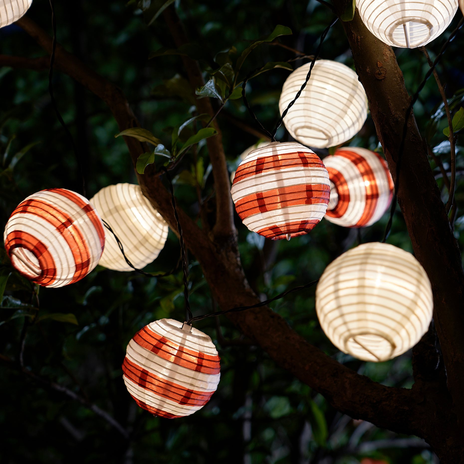 SOLVINDEN, LED гирлянда с 12 лампички, соларно захранване, 405.146.82