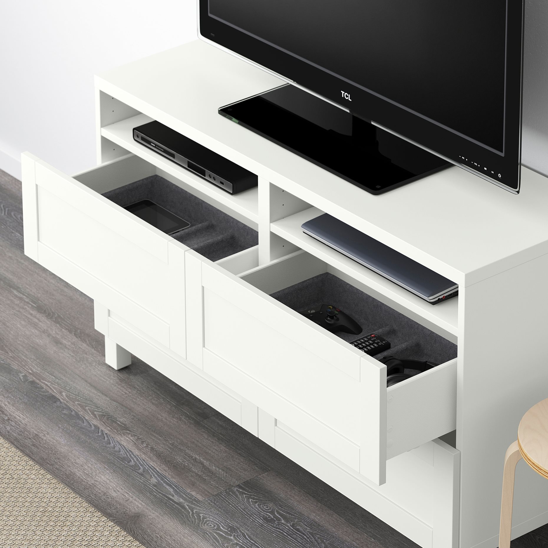 BESTÅ, TV шкаф с чекмеджета, плавно затваряне, 391.939.17