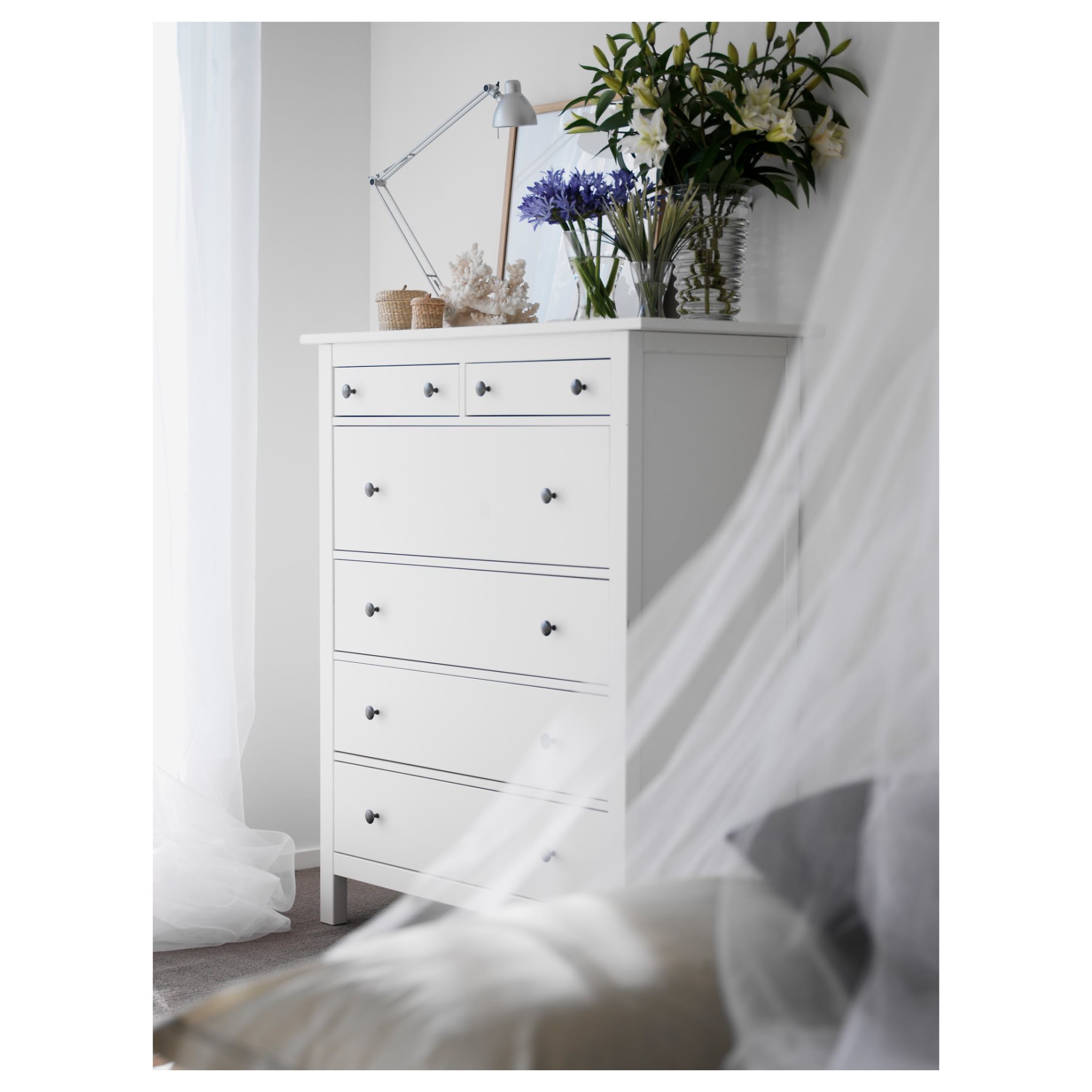HEMNES, скрин с 6 чекмеджета, 108x130 см, бяло обагряне, 602.392.73