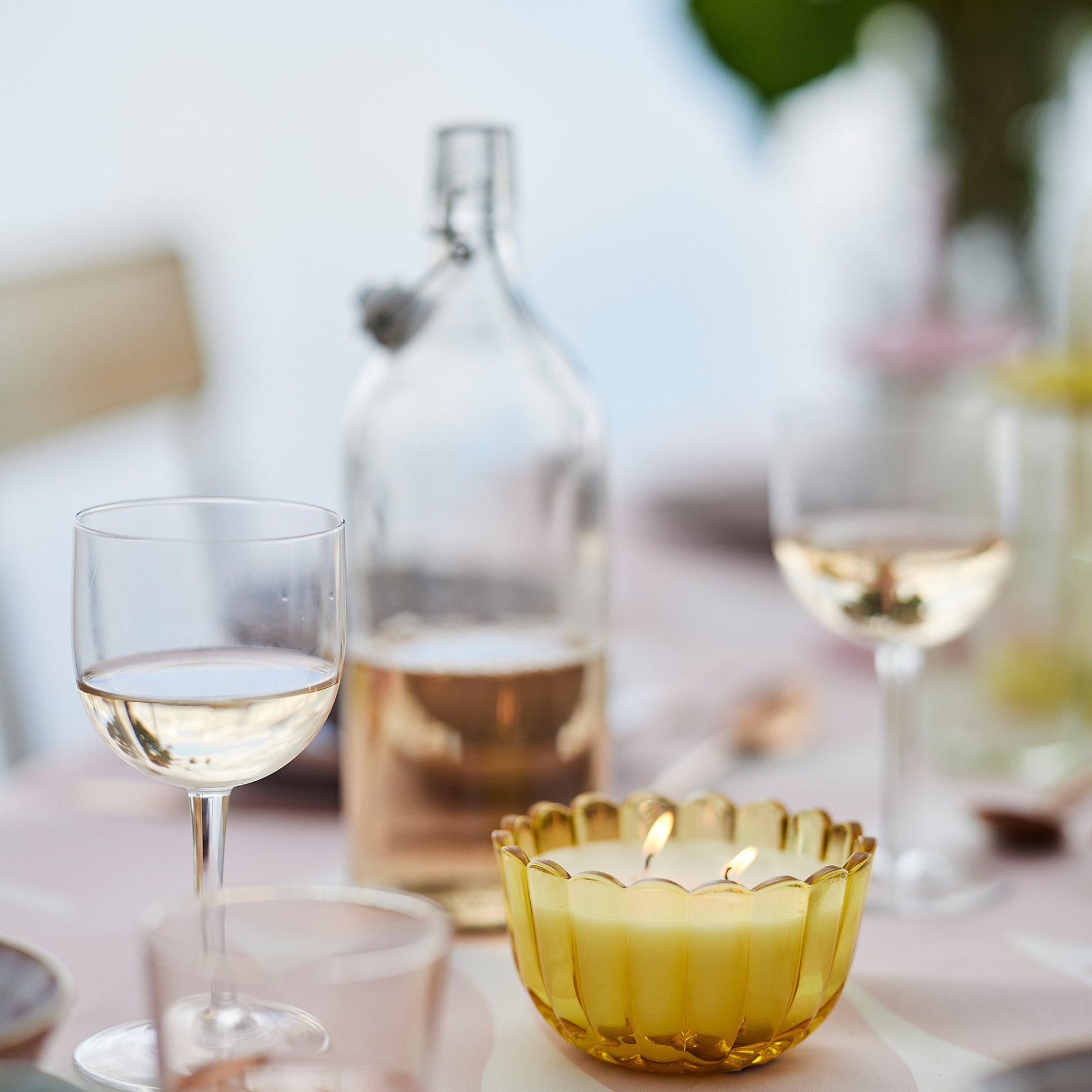 MORKULLA, ароматна свещ в чаша, 2 фитила, Цитрусов цвят, 22 ч., 006.195.96