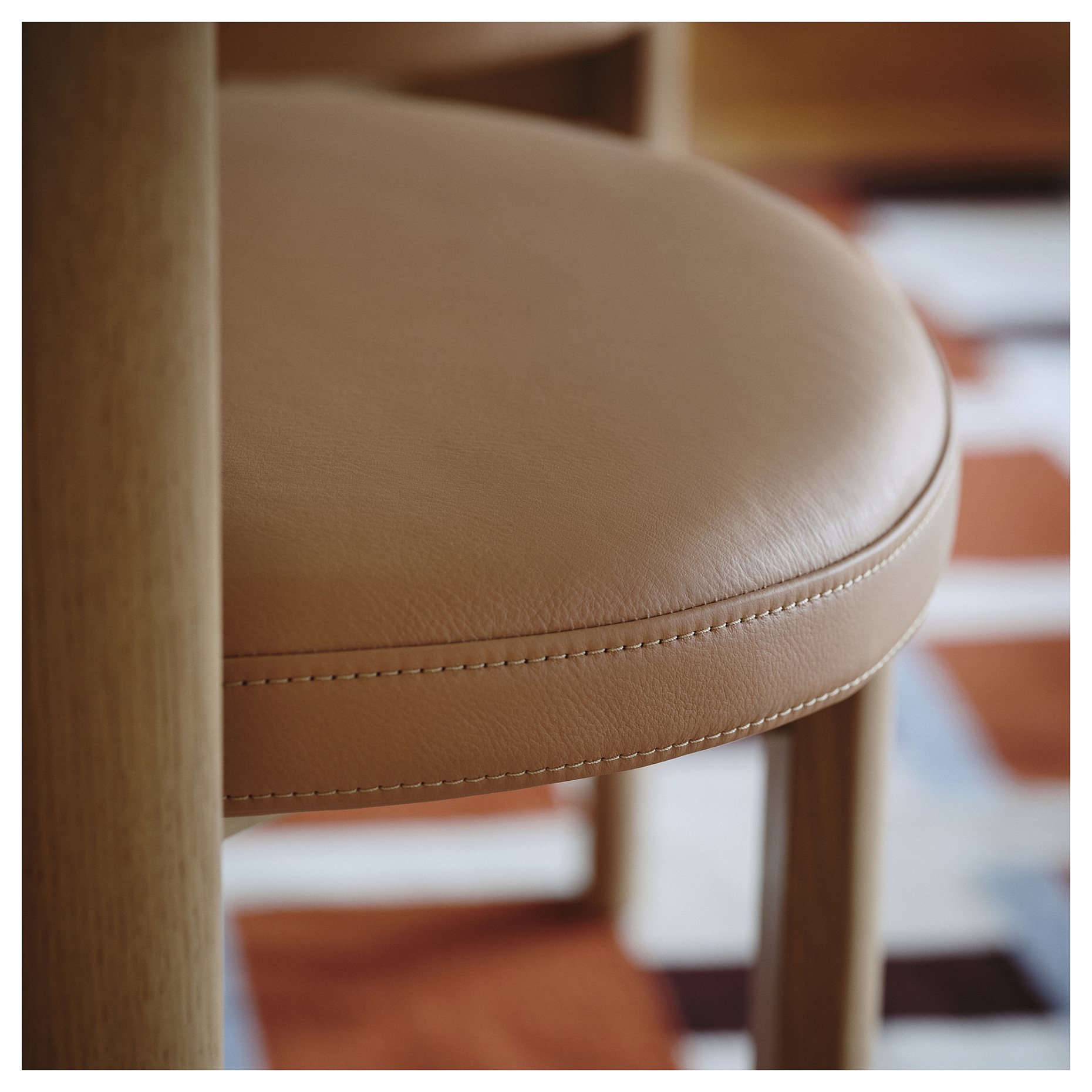 BERGSHYTTAN/STOCKHOLM 2025, маса и 6 стола, 096.084.14