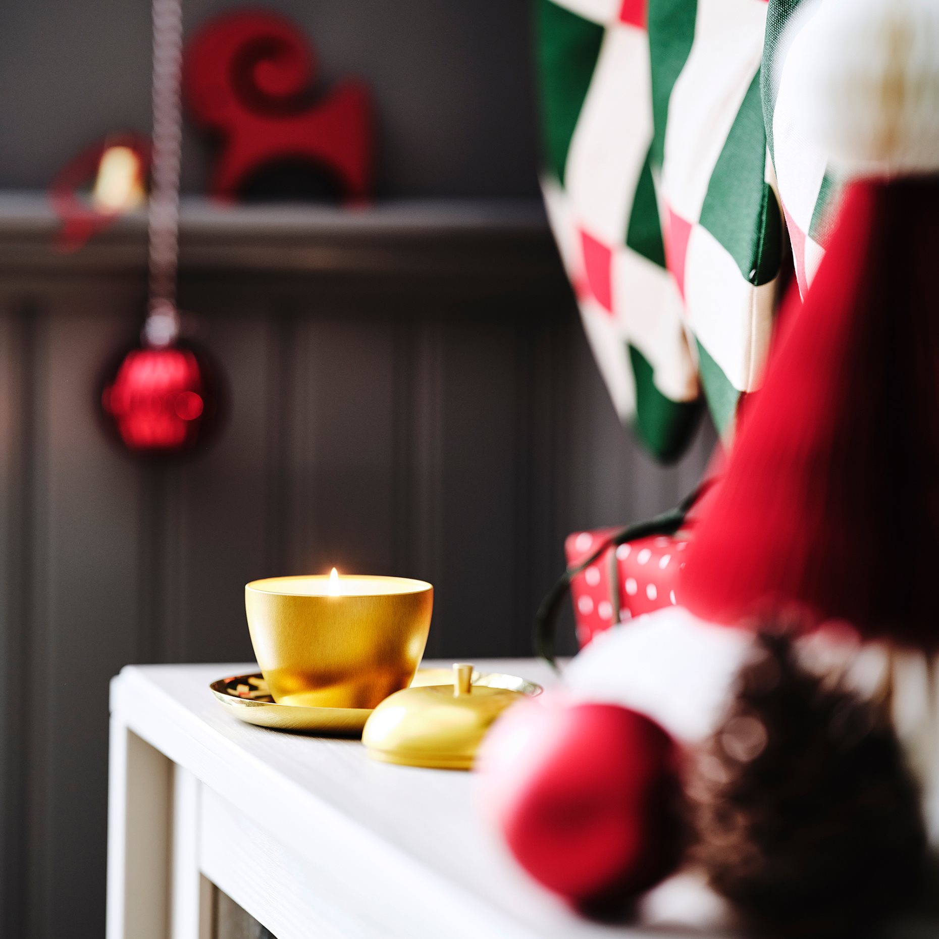 VINTERFINT, ароматна свещ в метална поставка, 105.999.08