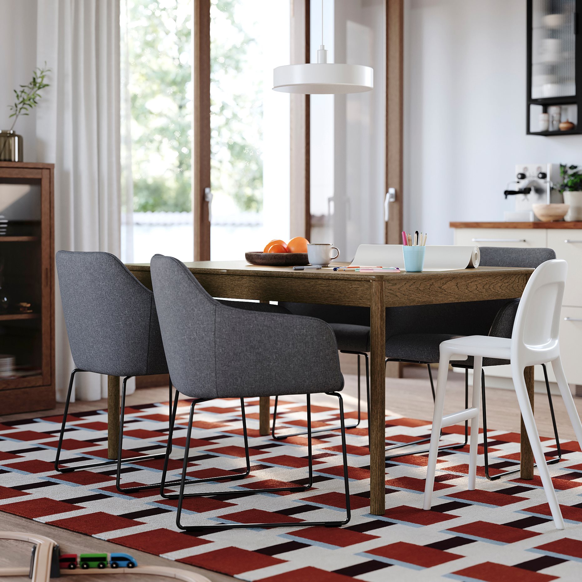 TONSTAD/TOSSBERG, Маса и 4 стола, 395.968.29