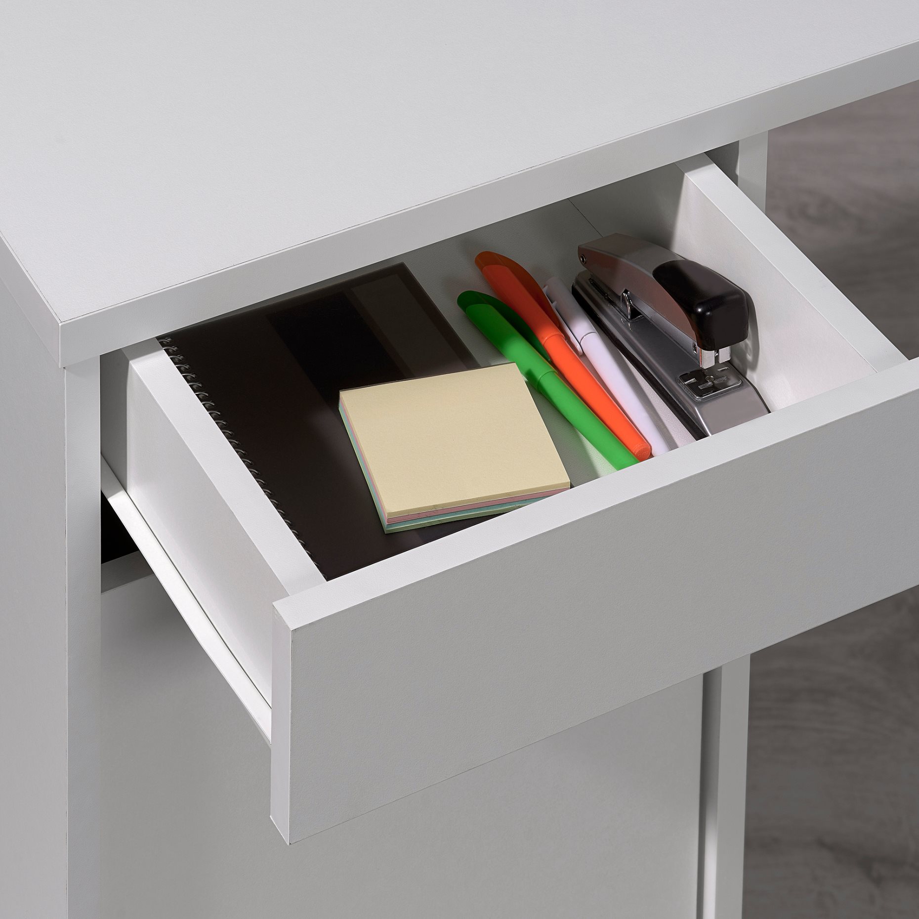 KJELLARNE, ъглово бюро, 138x130 см, 406.136.77