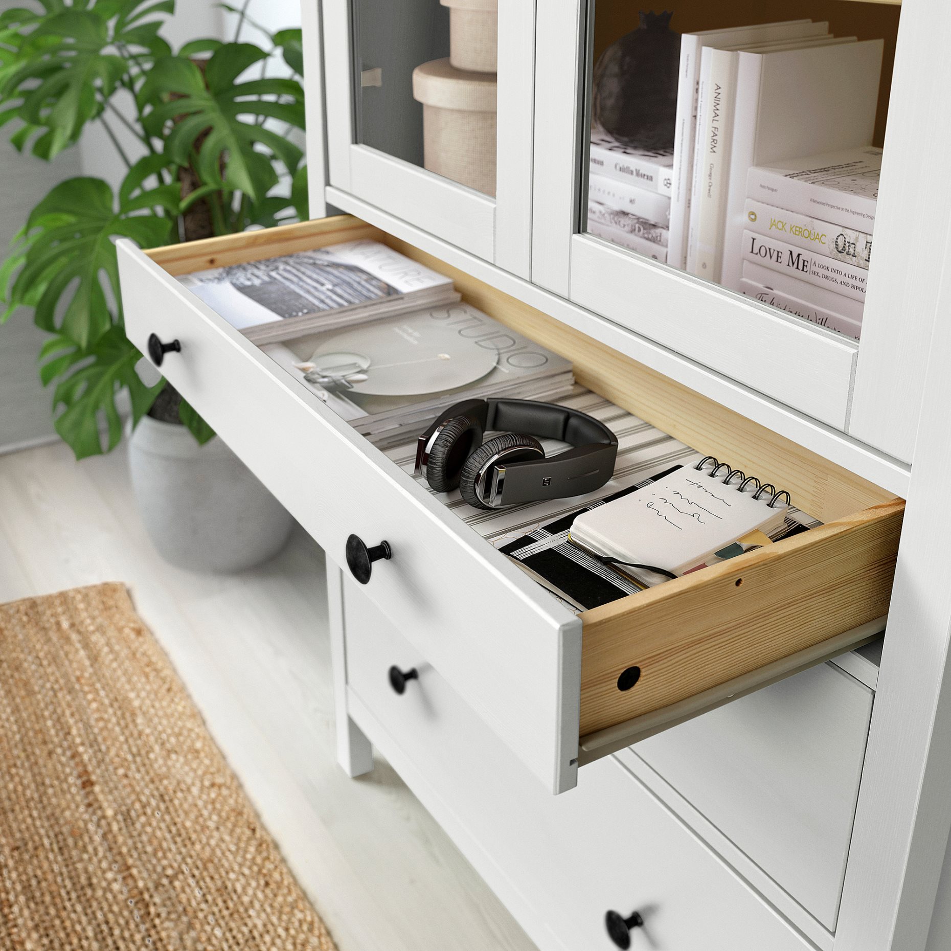 HEMNES, витрина с 3 чекмеджета, 504.135.07