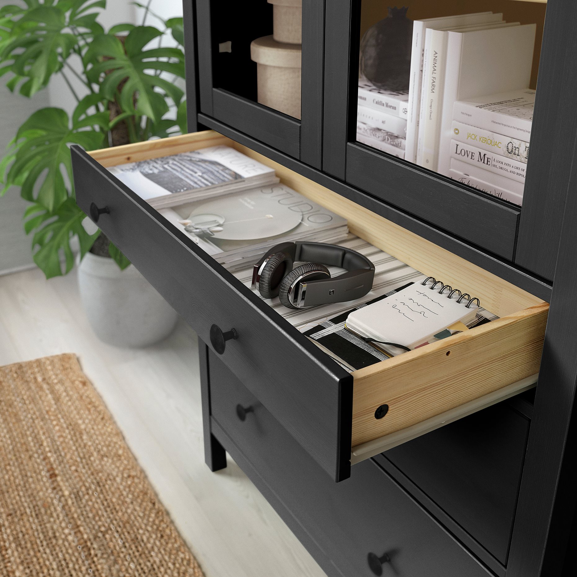 HEMNES, витрина с 3 чекмеджета, 504.522.97