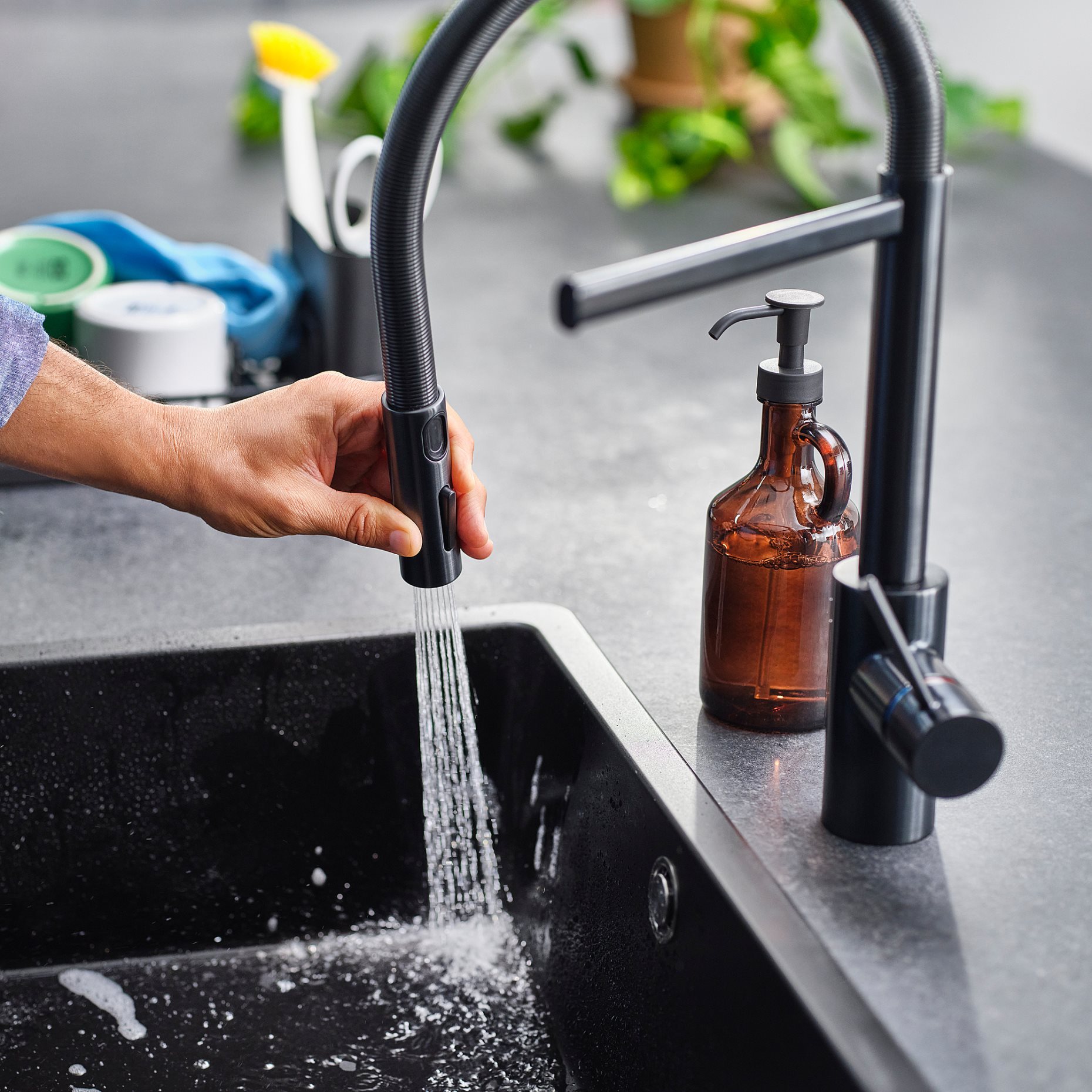 SALLSJÖN, изтеглящ се кухненски смеситил със струйник, 506.020.27