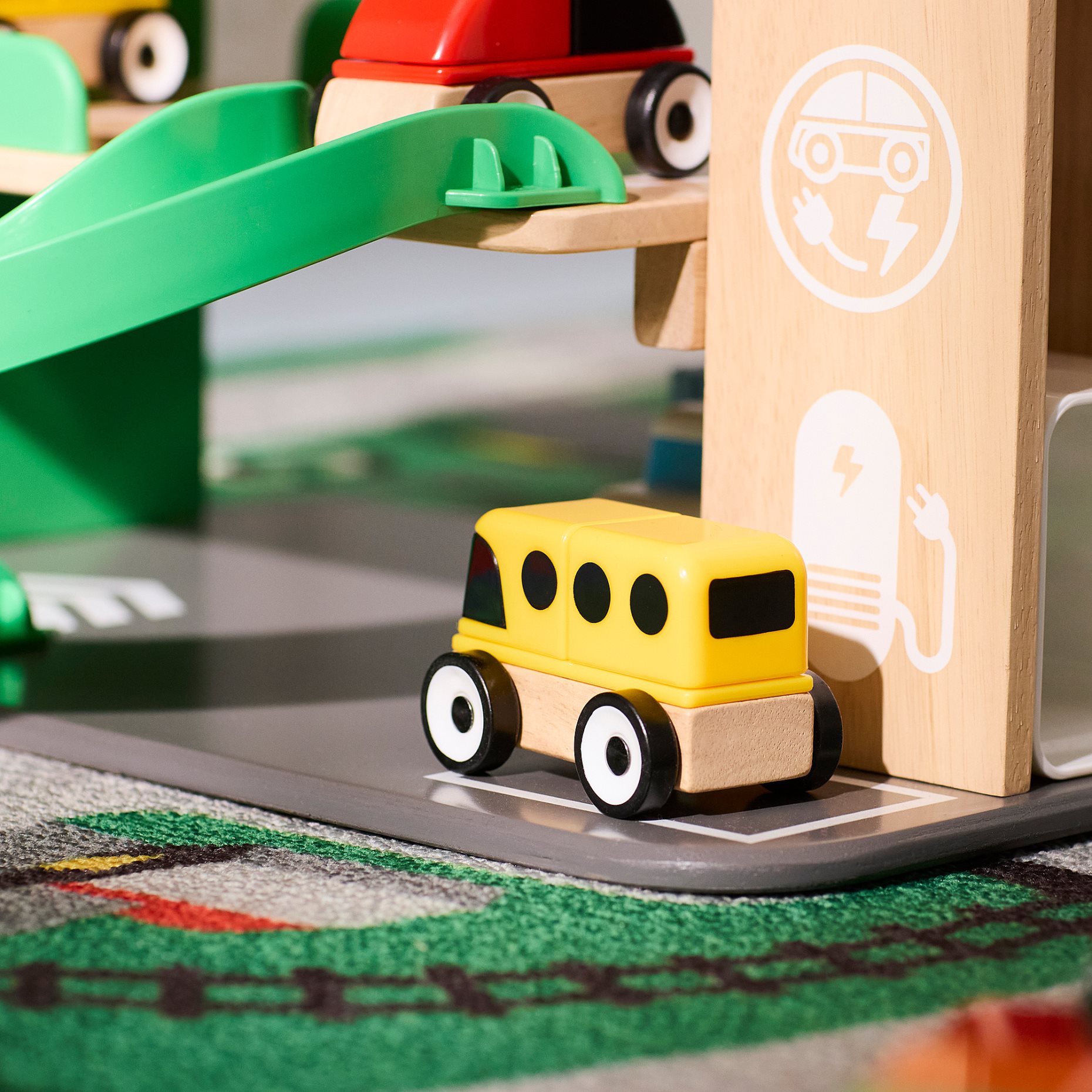 LILLABO, гараж с автомобил и хеликоптер, 805.893.50