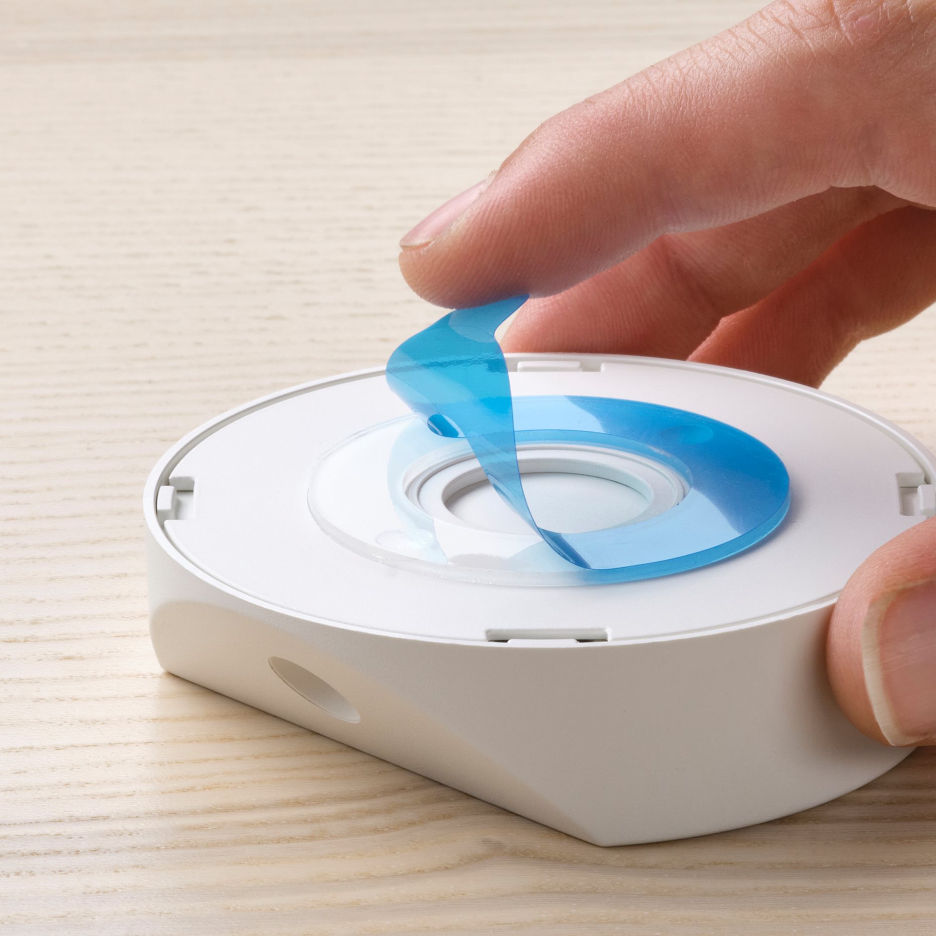 GÖMPYSSLING, LED осветление със сензор, на батерии, 7 см, 806.023.75