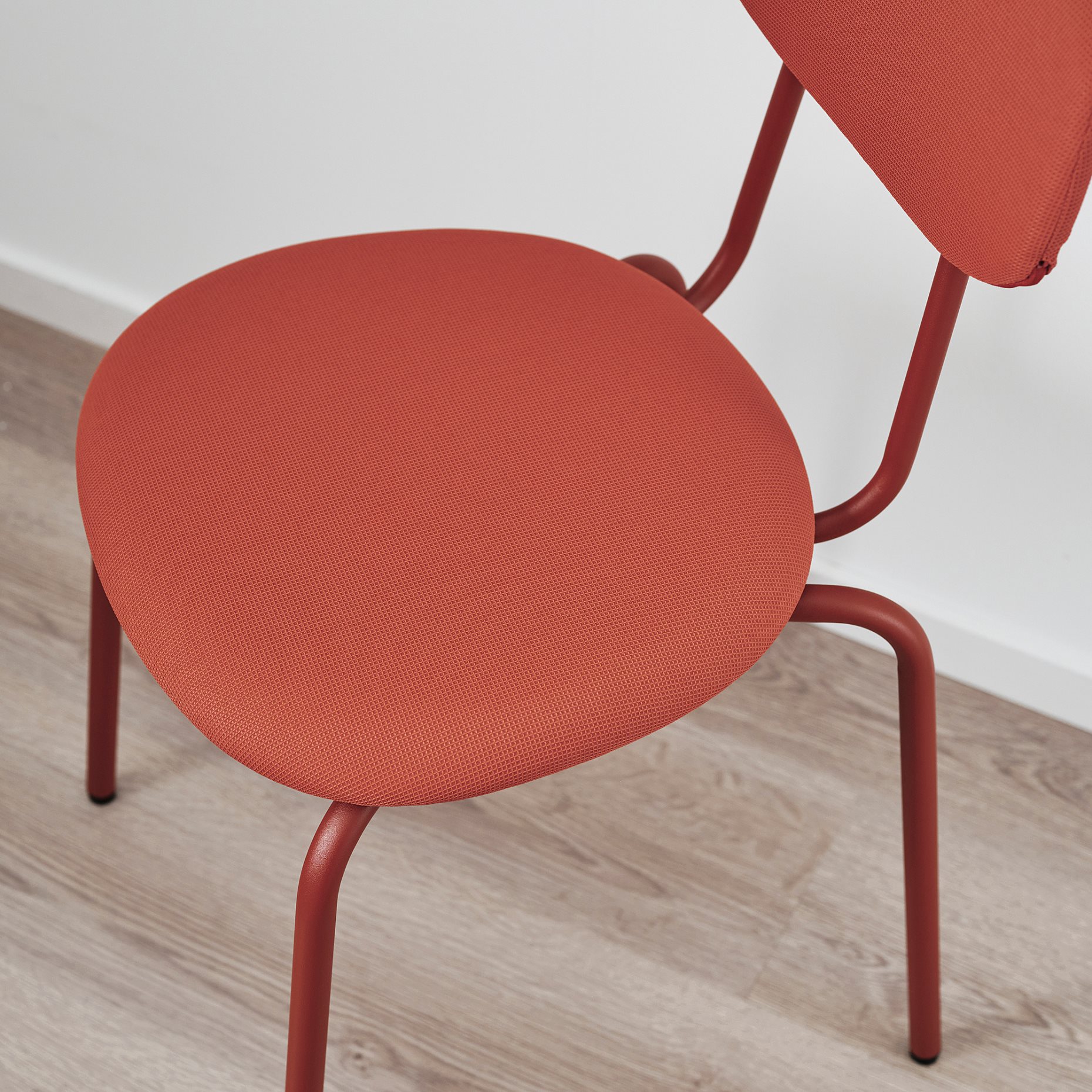 SANDSBERG, стол, 906.052.55