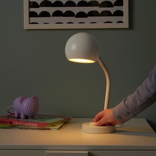 KORVSNÖRE, LED настолна лампа, регулиране на светлината, 805.858.37