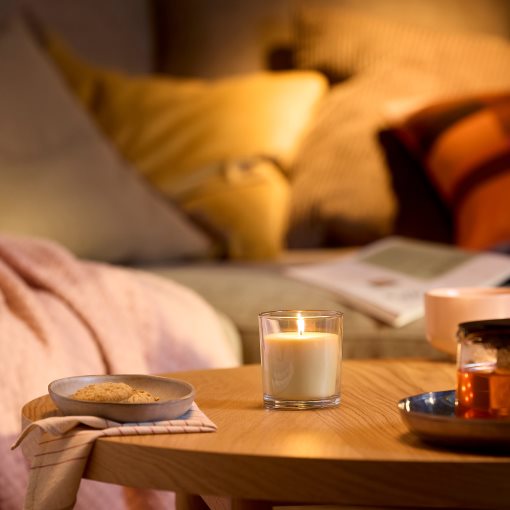 LOTSFÅGEL, ароматна свещ в стъклена чашка, Праскова, 40 ч., 706.083.92