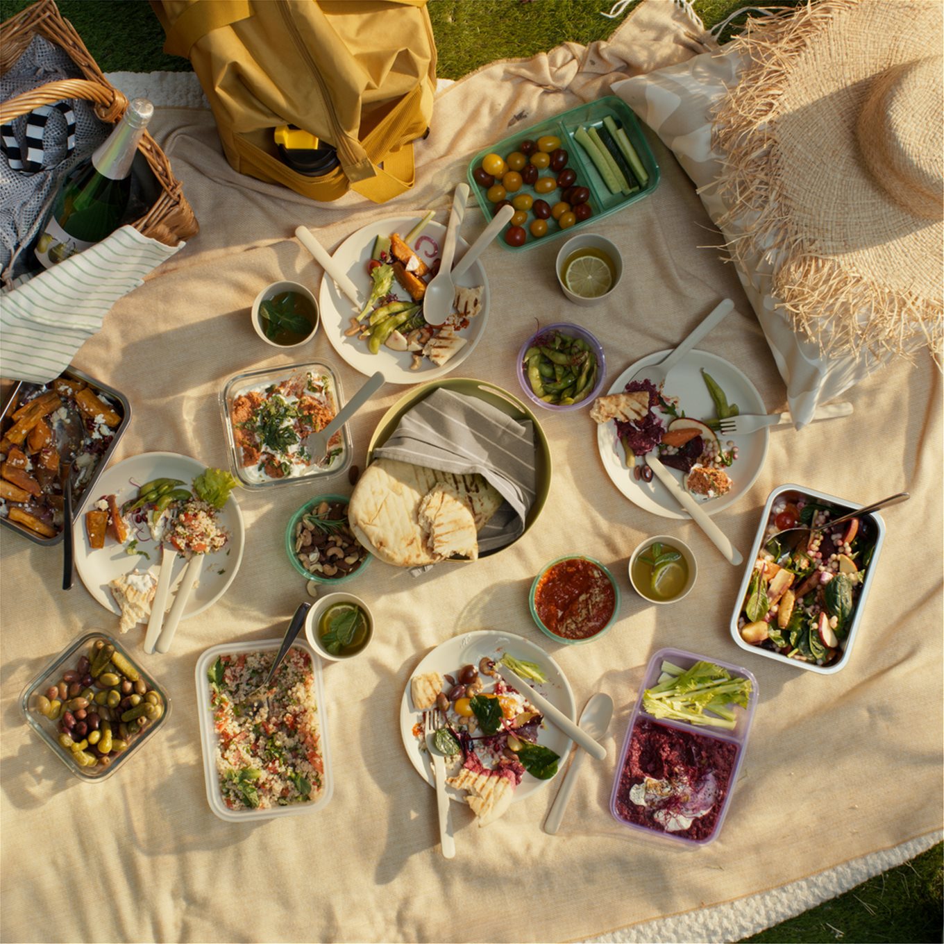 Активни навън