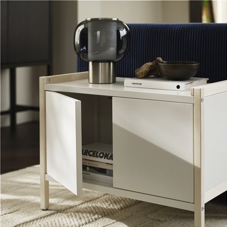 Мебели за съхранение